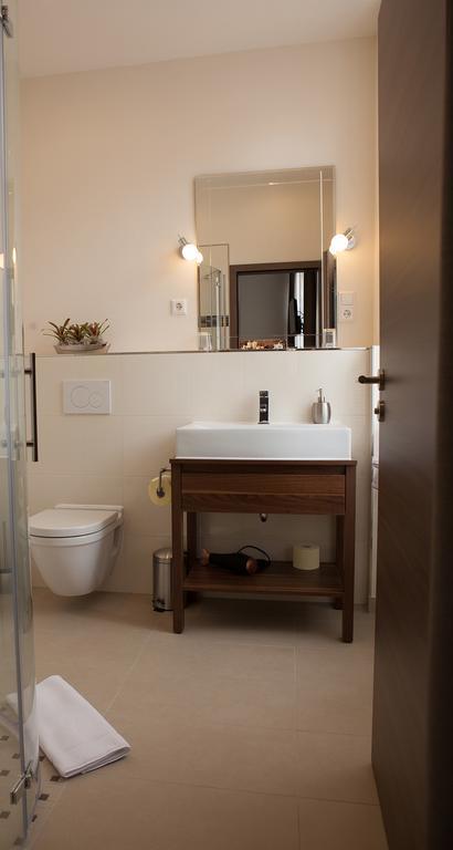 Hotel Ravene Cochem Bagian luar foto