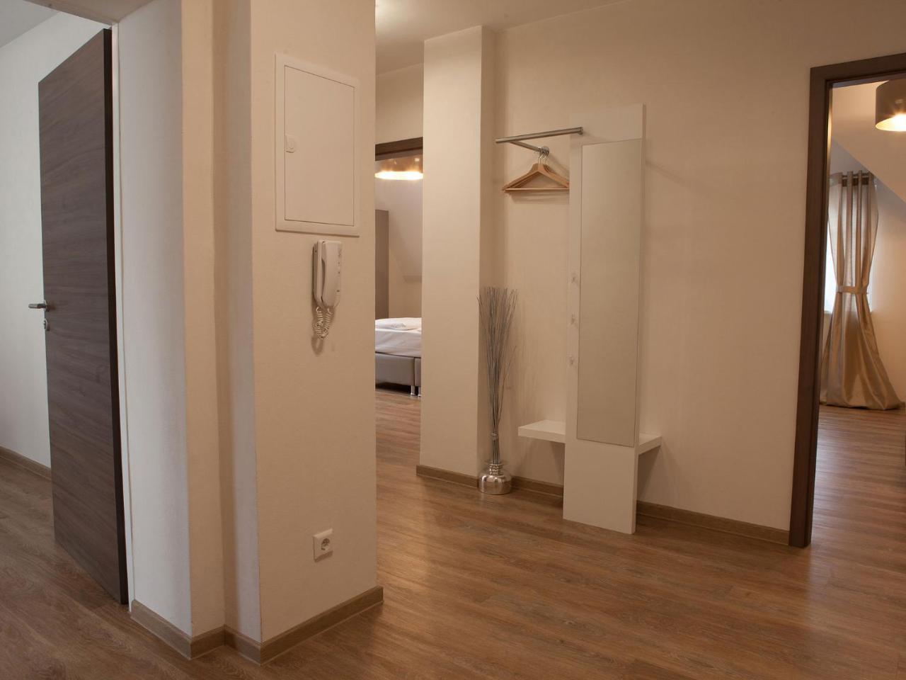 Hotel Ravene Cochem Bagian luar foto